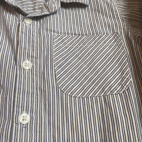 Boys button down striped shirt 4T - Picture 3 of 6